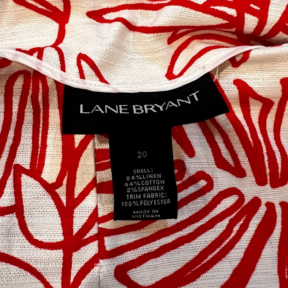 Lane Bryant linen mini ivory with thin red lined tropical leaves.  Size 20 - Picture 5 of 5